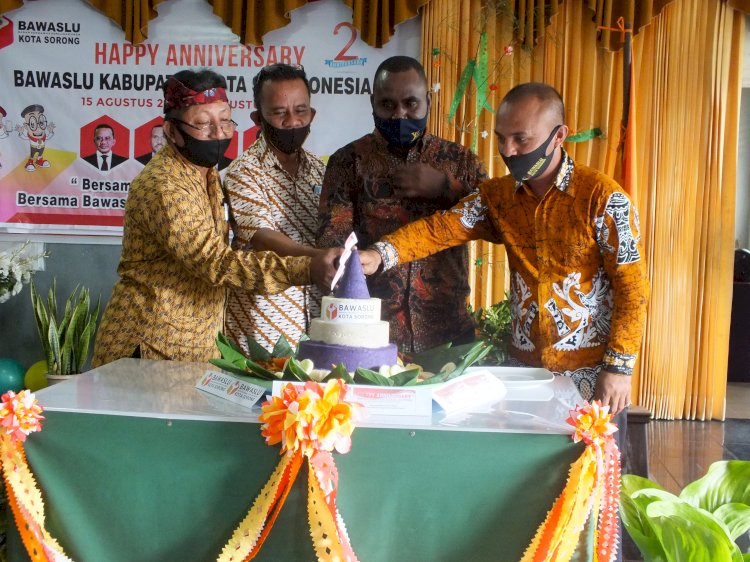 Perayaan HUT, Ini Pesan Komisioner Bawaslu Kota Sorong