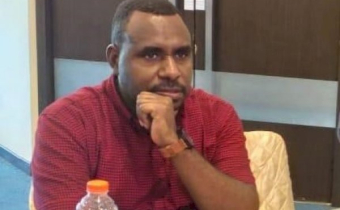 SAATNYA AMPUTASI TOTAL POLITIK “CIUM TANGAN” PADA PEMILUKADA TAHUN 2020