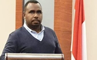 MENEROPONG PEMENUHAN KONSTITUSIONAL ORANG ASLI PAPUA (OAP) PADA PENCALONAN KEPALA DAERAH TAHUN 2020